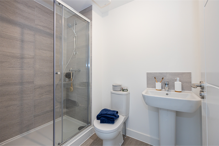 3 bedroom end of terrace house to rent - Photo 3