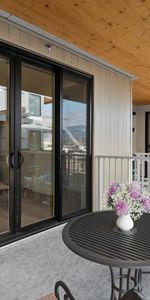 Ledge on Lakeshore - Photo 3