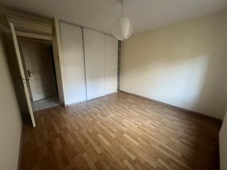 Location appartement t3 72 m² à Villefranche-de-Rouergue (12200) - Photo 5