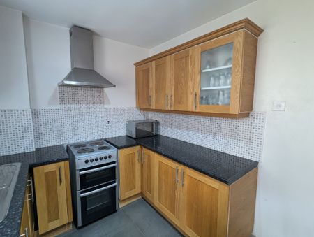 26 Northwood Parade, Belfast, BT15 3QJ - Photo 2