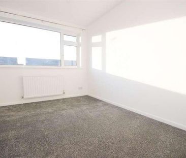 Kettlewell Close, Warwick, CV34 - Photo 4