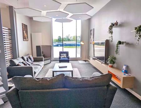 Superior Ensuite - Photo 3