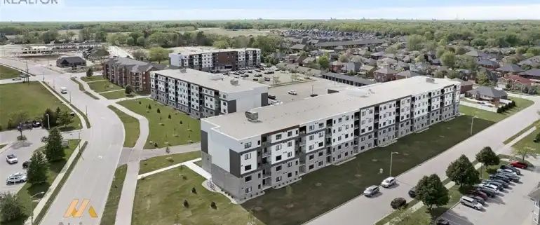 2550 SANDWICH WEST PARKWAY Unit# 416 | 2550 SANDWICH WEST PARKWAY Unit# 416, LaSalle - Photo 1