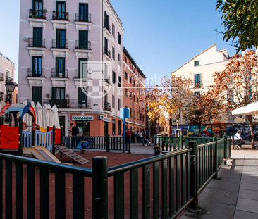 Studio with balcony in the heart of Malasaña - University - Photo 5