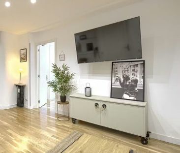 Paseo de la Castellana, Madrid, Community of Madrid 28020 - Photo 1