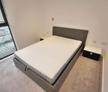 The Quays, Salford, M50 - Photo 2