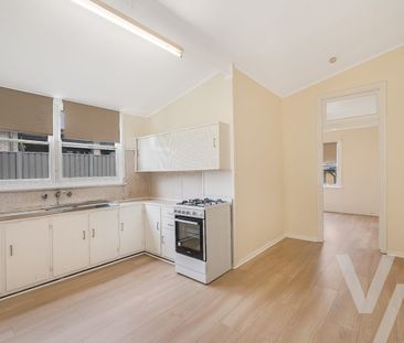 Your Next Move. - Photo 2