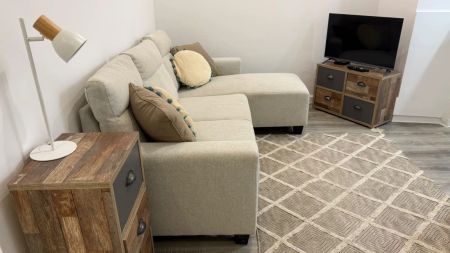 Room in a shared 2-bedroom apartment for rent in Lisbon, bills included, Only Females - Foto 5