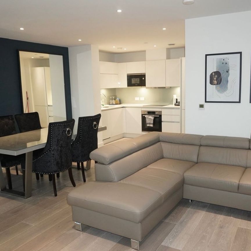 2 Bed Flat, City North East Tower, N4 - Photo 1