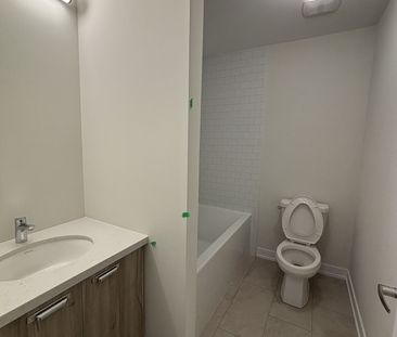 For Lease - 25 Mermot Lane, Richmond Hill, Ontario - Photo 3