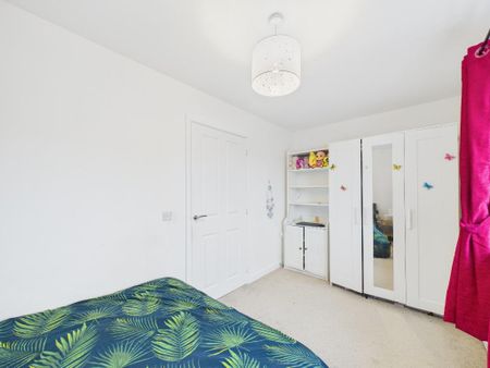 2 bedroom semi-detached house to rent - Photo 4