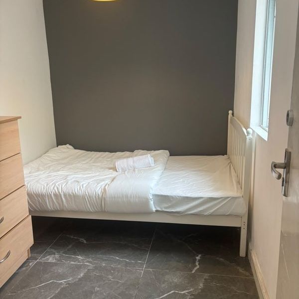 Room in a Shared Flat, Rickthorne Road, N19 - Photo 1