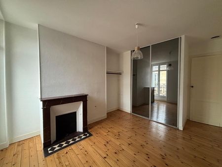 Location Appartement 3 pièces 56m² BORDEAUX 33000 - Photo 3
