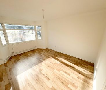 2 bedroom detached bungalow to rent - Photo 1