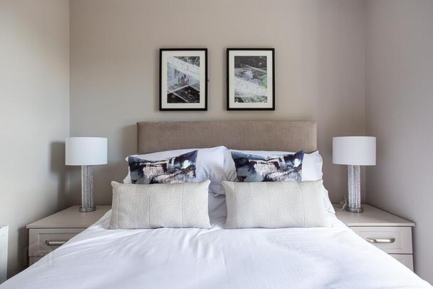Lesley Park Royal, 1 Rosepark Gardens, Belfast, BT5 7WL - Photo 1
