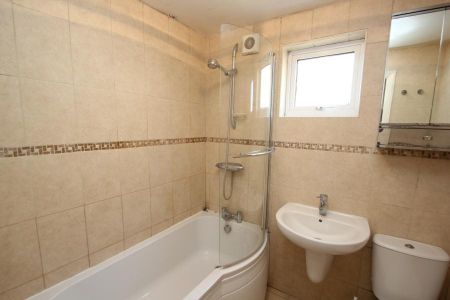 2 bedroom bungalow to rent - Photo 4