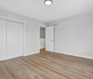 For Lease - 301 Glenroy Gilbert Drive Unit# 18, Barrhaven, Ontario - Photo 2