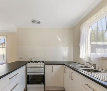 UPDATED, STYLISH LIVING - Photo 6
