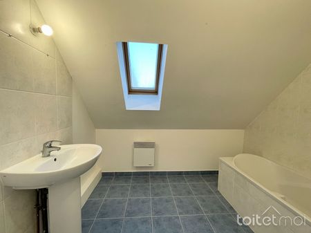 Location Maison 6 pièces 118m² CHEVREUSE 78460 - Photo 3