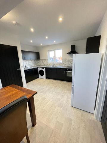 Princess Street Studio 5 - Photo 2