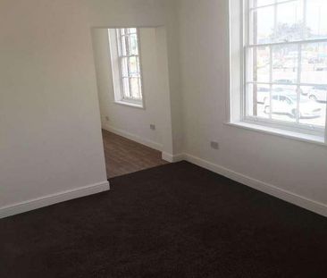 Whitehall Street, OL12 - Photo 5