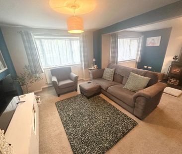 3 bedroom detached house to rent - Photo 4