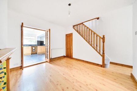 2 bedroom terraced house to rent - Photo 2