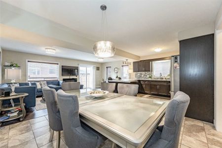 For Lease - 6 Crossbridge Avenue, Kitchener, Ontario - Photo 3