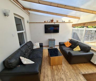 5 bedroom detached house to rent - Photo 1