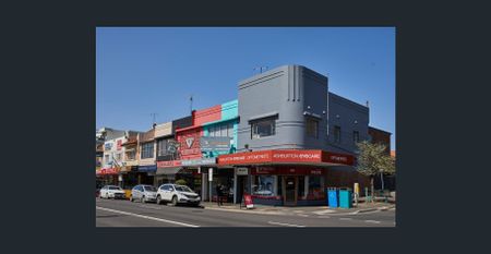 Modern Excellence in a Leafy Parkside Setting - Photo 4