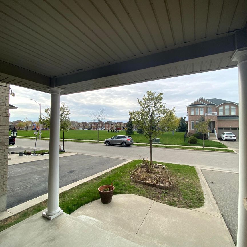 For Lease - 9 Putnam Drive Unit# Upper, Brampton, Ontario - Photo 1