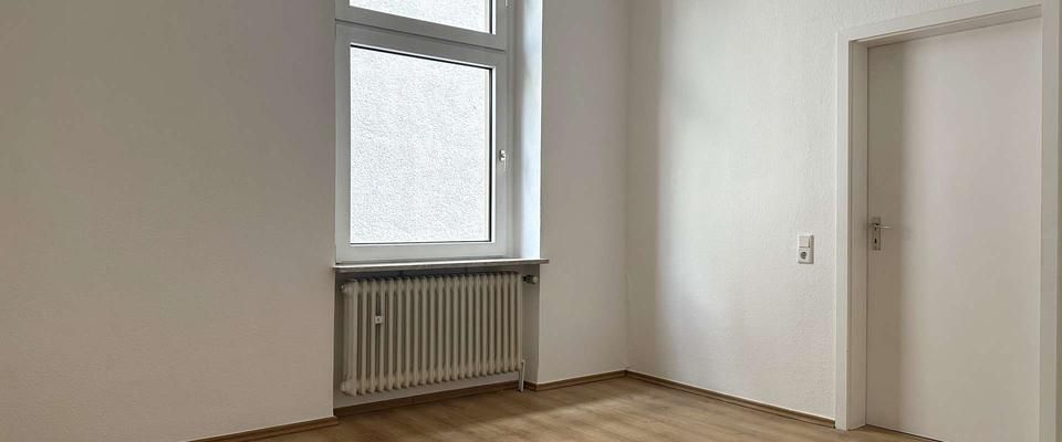 Urban wohnen mit Raum für Ideen – 3 Zimmer im Herzen der Innenstadt - Photo 1