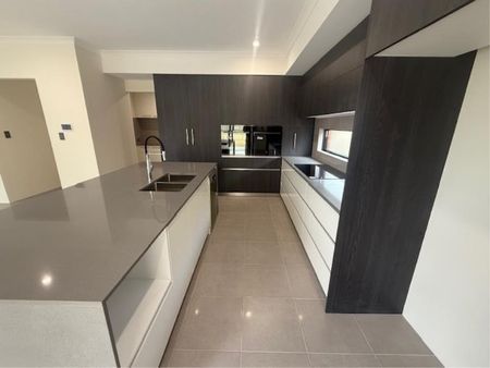 13 Desert Lp, Piara Waters - Photo 3