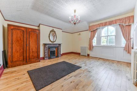 6 bedroom detached house to rent - Photo 2