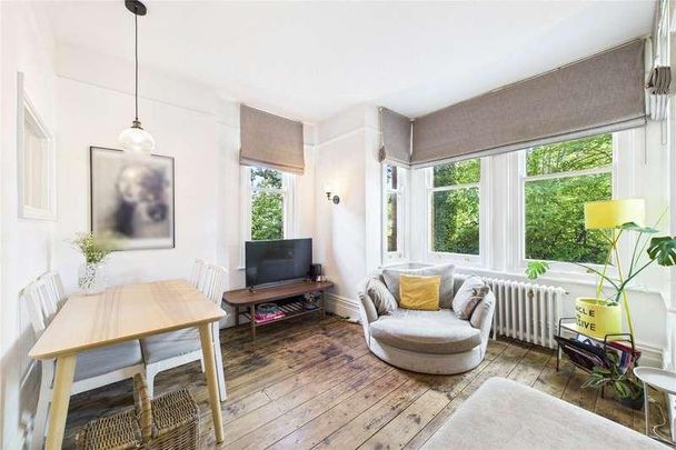 Southampton Street, Farnborough, Hampshire, GU14 - Photo 1