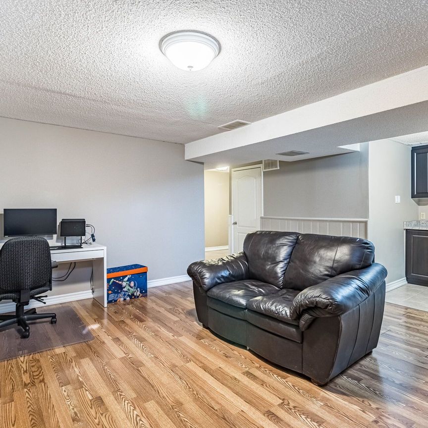 For Lease - 34 Niagara Place Unit# Basement, Brampton, Ontario - Photo 1