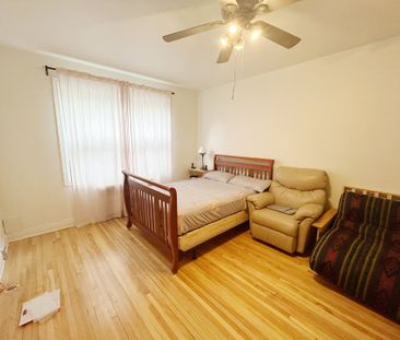 4887 Av. Montclair Montréal (Côte-des-Neiges, QC H4V - Photo 5