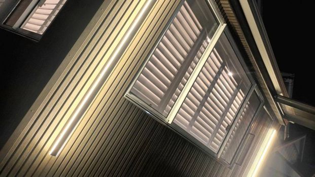 Style and Comfort, Fully Renovated & Architecturally Designed 4 Bedroom Family House with Versatile Floorplan. Large Entertaining Backyard. - Photo 1