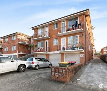 “Ideal location - walk to all amenities” - Photo 5