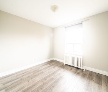 For Lease - 352 Lakeshore Road Unit# 9, Mississauga, Ontario - Photo 2