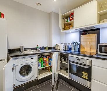 2 Bed Flat, Denver Court, NW9 - Photo 2