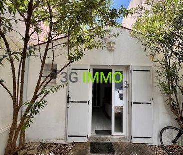 Location / . - Photo 4