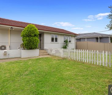 Freshly Refurbished 3 Bedroom Home - Photo 2