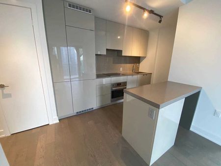For Lease - 7 Grenville Street Unit# 2205, Toronto, Ontario - Photo 4