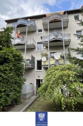 Perfekte Wohnung mit Wohlfühlcharakter, schönem Balkon und Tageslichtbad! - Photo 1