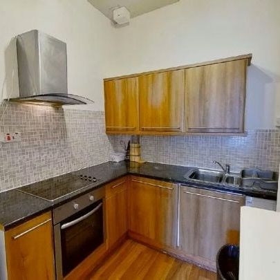 3 Bed Flat, Gorgie Road, EH11 - Photo 1