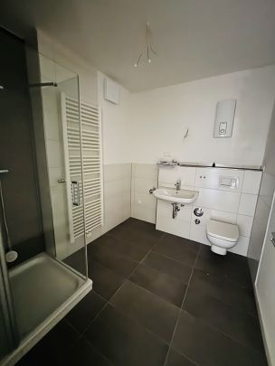 Wilhelm-Raabe-Straße 16, 47475 Kamp-Lintfort - Photo 1