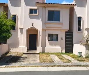 Casa En Renta - Photo 1