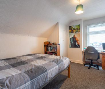 3 bedroom terraced house to rent - Photo 5