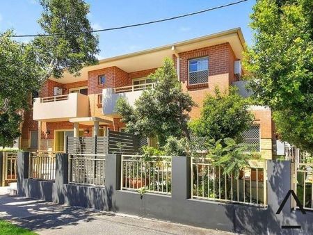 3/12 Gladstone Street, Burwood NSW 2134 - Apartment For Rent | Domain - Photo 3